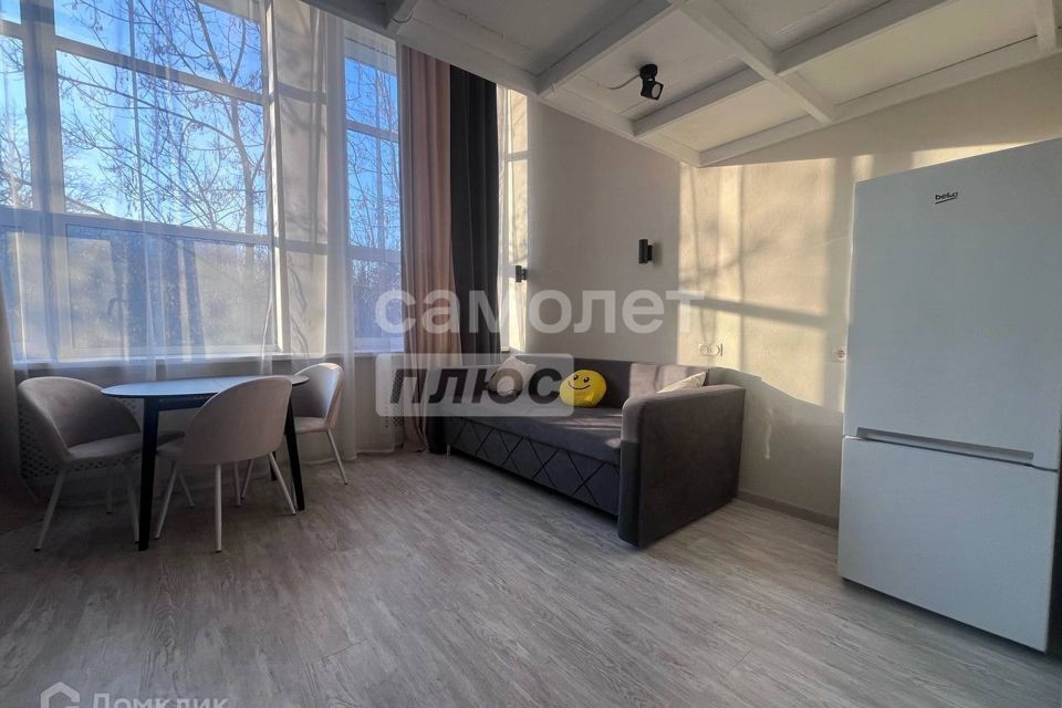 Продаётся 1-комнатная квартира, 50 м²