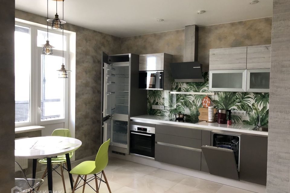 Сдаётся 1-комнатная квартира, 46 м²
