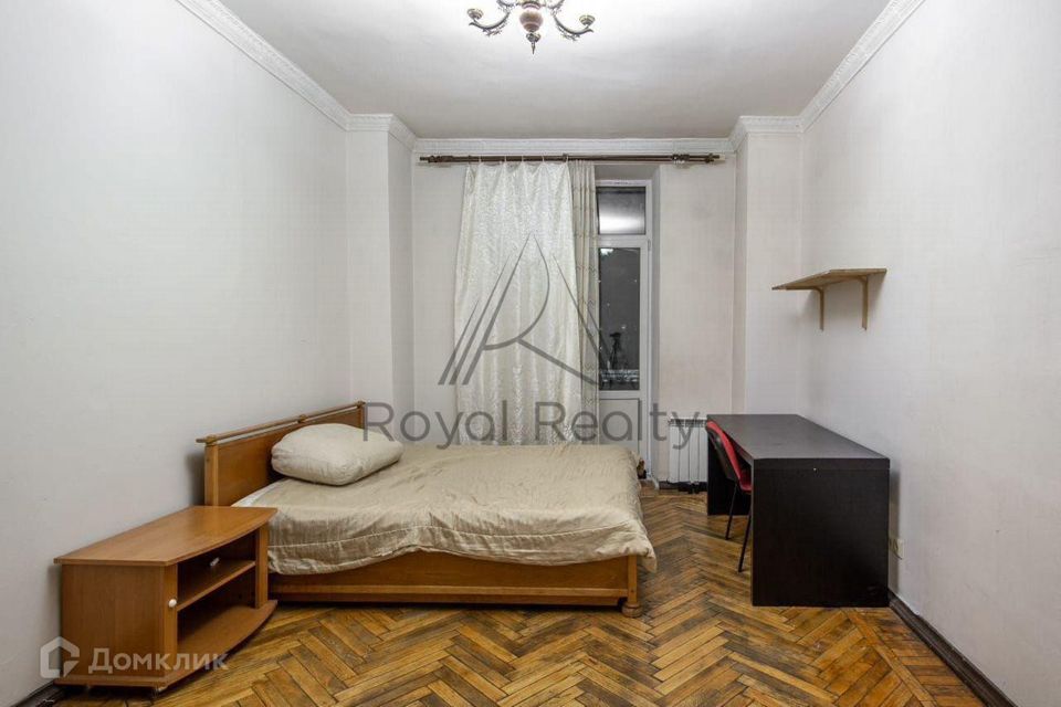 Сдаётся 3-комнатная квартира, 93 м²
