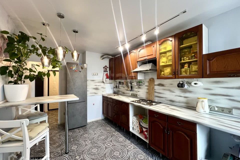 Продаётся 1-комнатная квартира, 46 м²