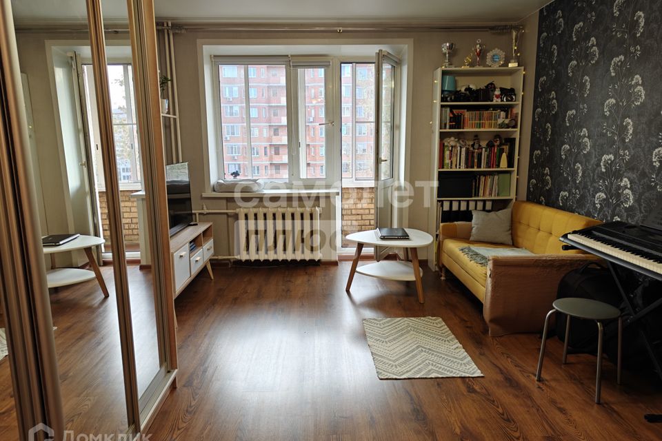 Продаётся 1-комнатная квартира, 41.2 м²
