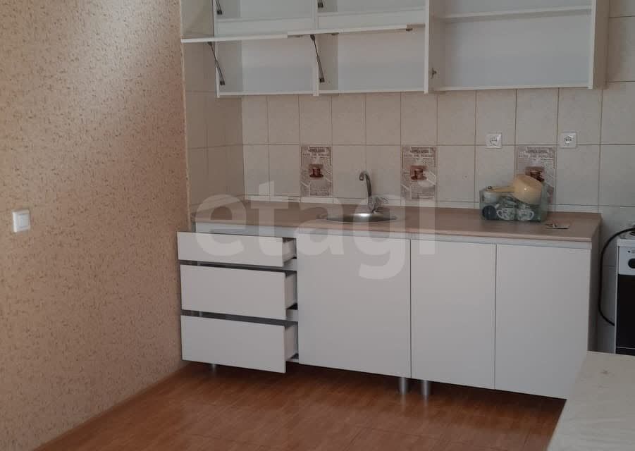 Сдаётся 1-комнатная квартира, 43 м²