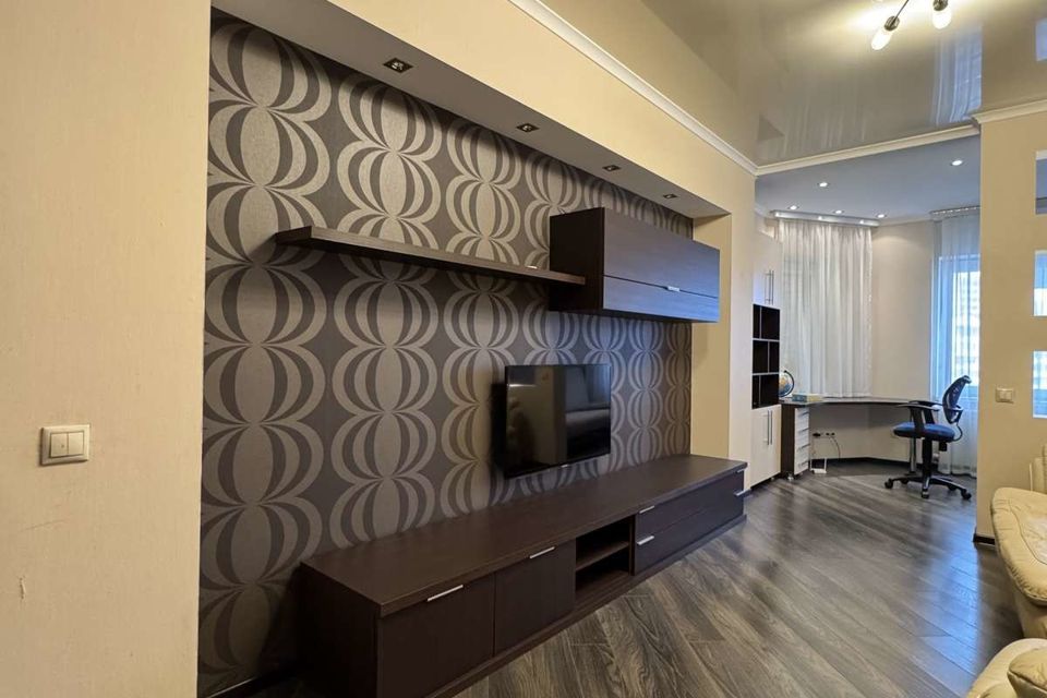 Сдаётся 2-комнатная квартира, 70 м²