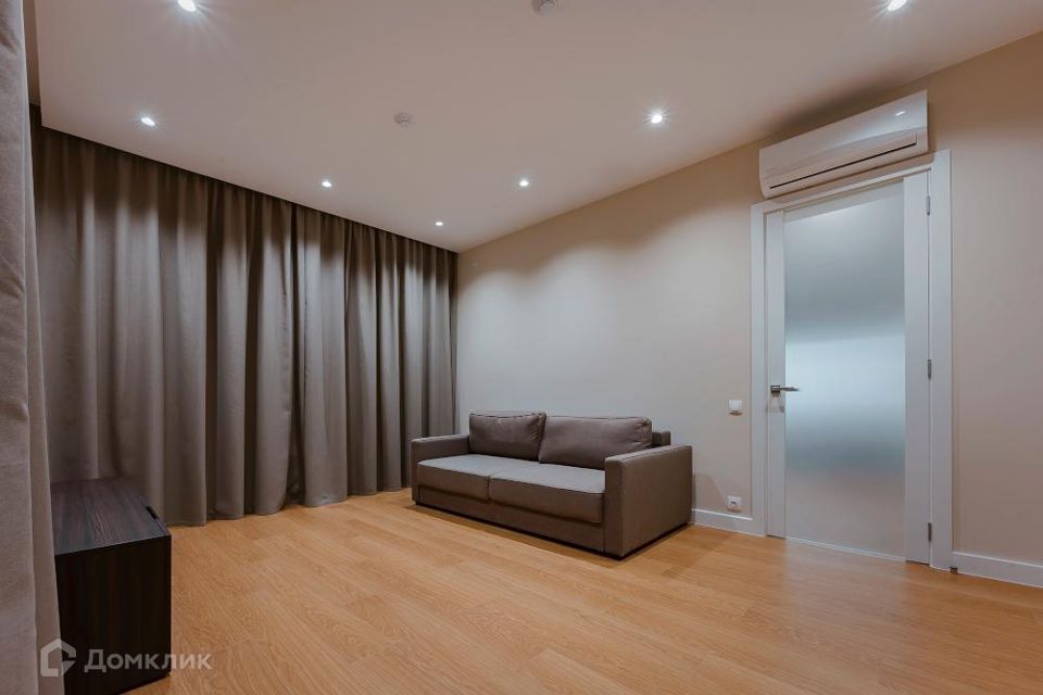 Сдаётся 2-комнатная квартира, 58 м²