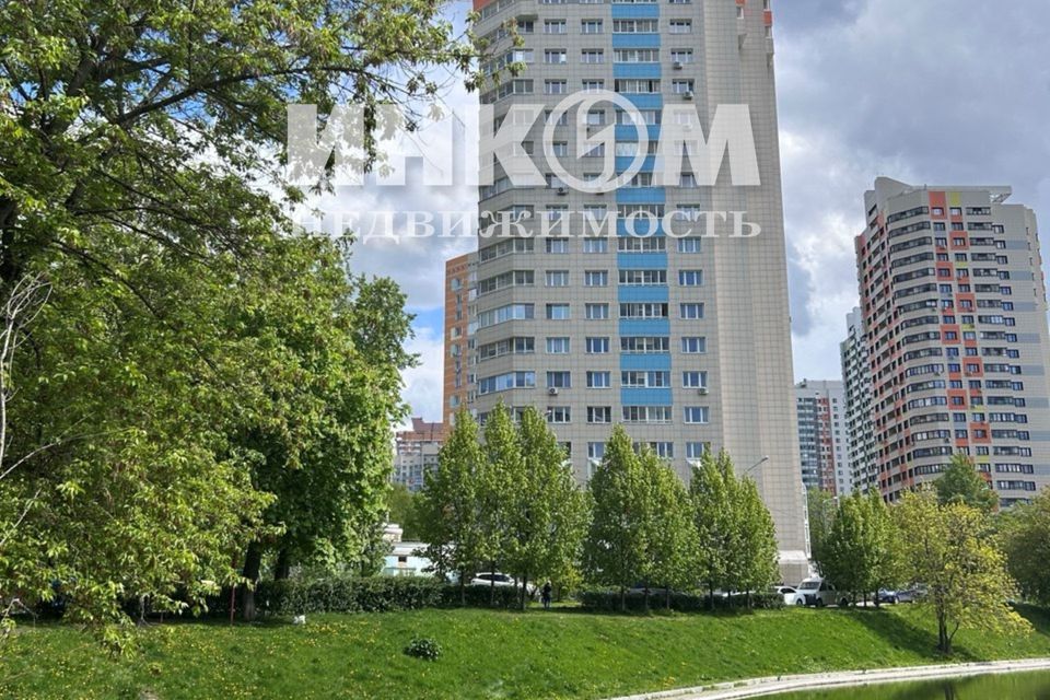 Продаётся 1-комнатная квартира, 37.7 м²