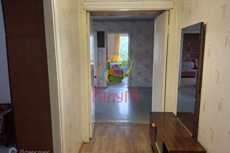 Продаётся 4-комнатная квартира, 57.7 м²