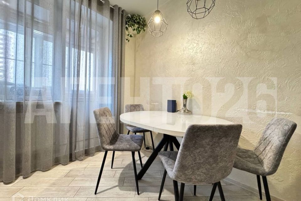 Продаётся 3-комнатная квартира, 73.7 м²