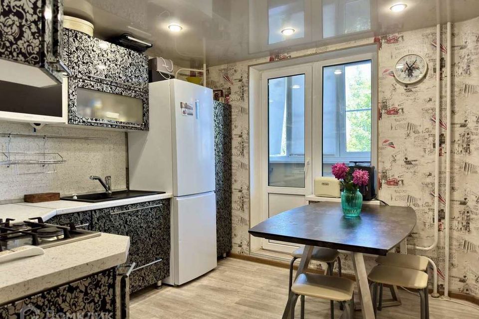 Продаётся 2-комнатная квартира, 57.7 м²