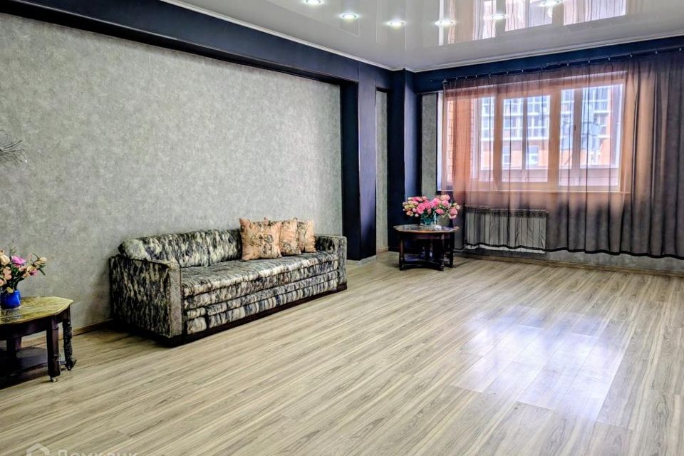 Продаётся 2-комнатная квартира, 74 м²