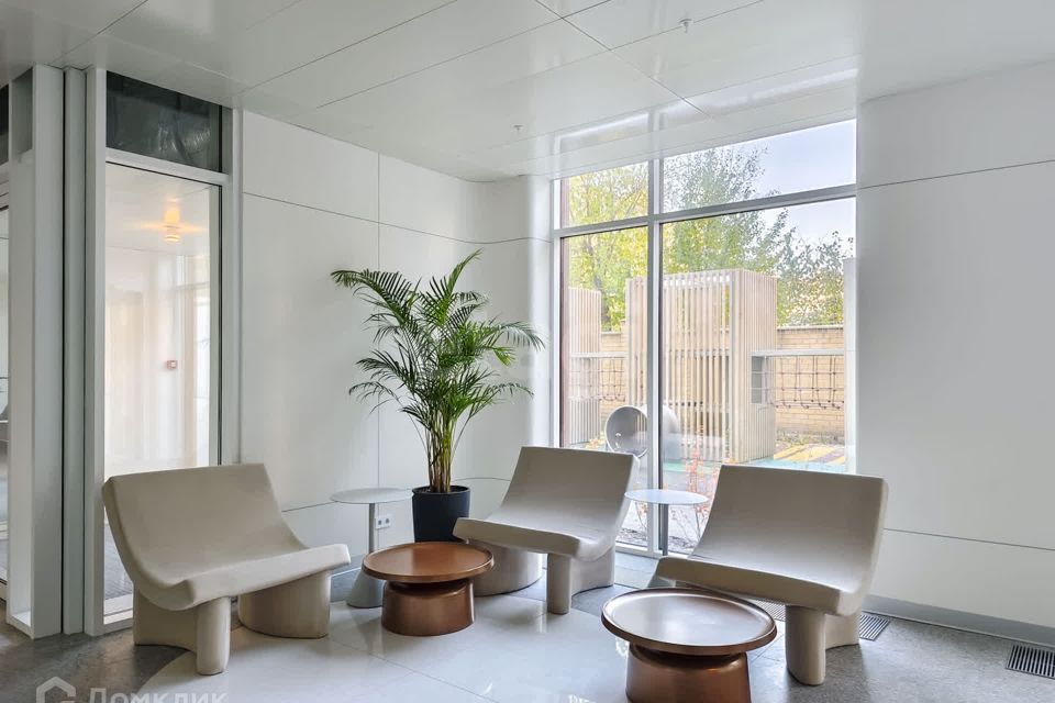 Продаётся 2-комнатная квартира, 77 м²