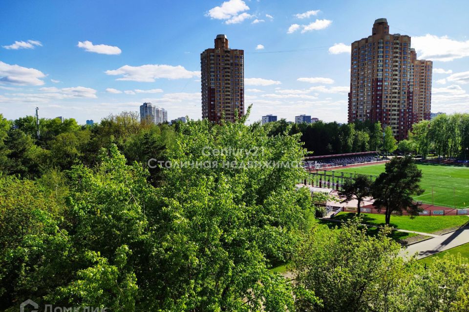 Продаётся 3-комнатная квартира, 50.4 м²