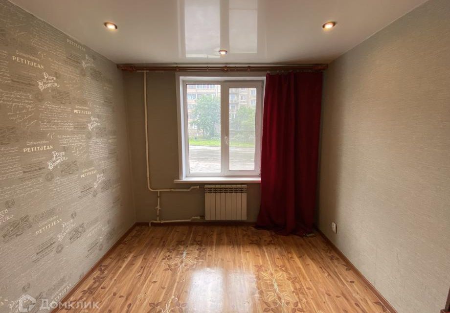 Продаётся 3-комнатная квартира, 57.9 м²