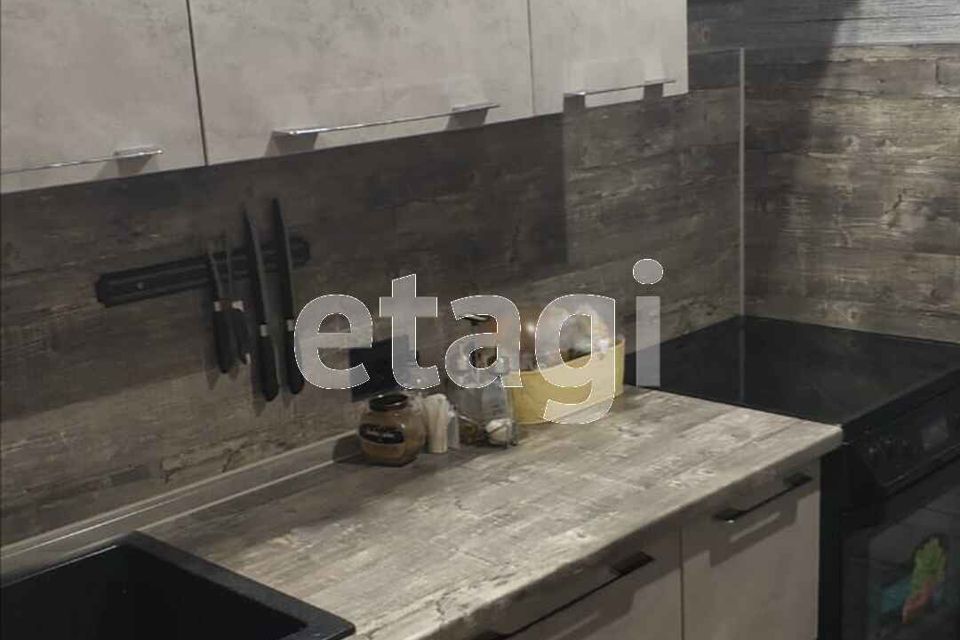 Продаётся 3-комнатная квартира, 60.1 м²