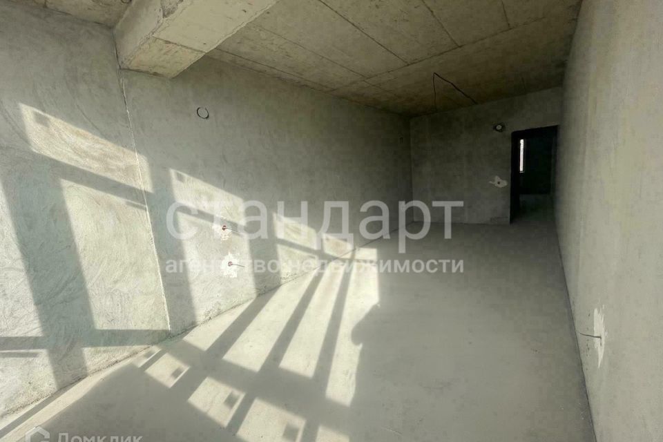 Продаётся 1-комнатная квартира, 42 м²
