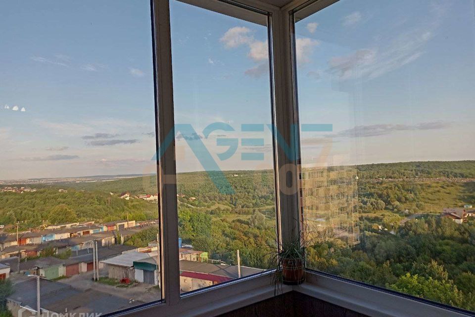 Продаётся 3-комнатная квартира, 87 м²