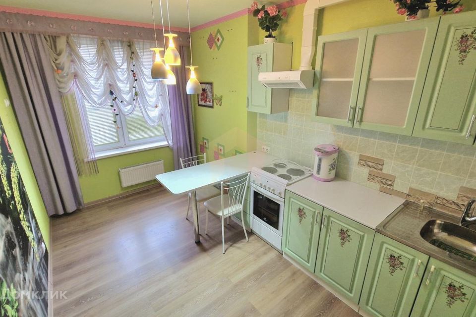 Сдаётся 1-комнатная квартира, 45 м²