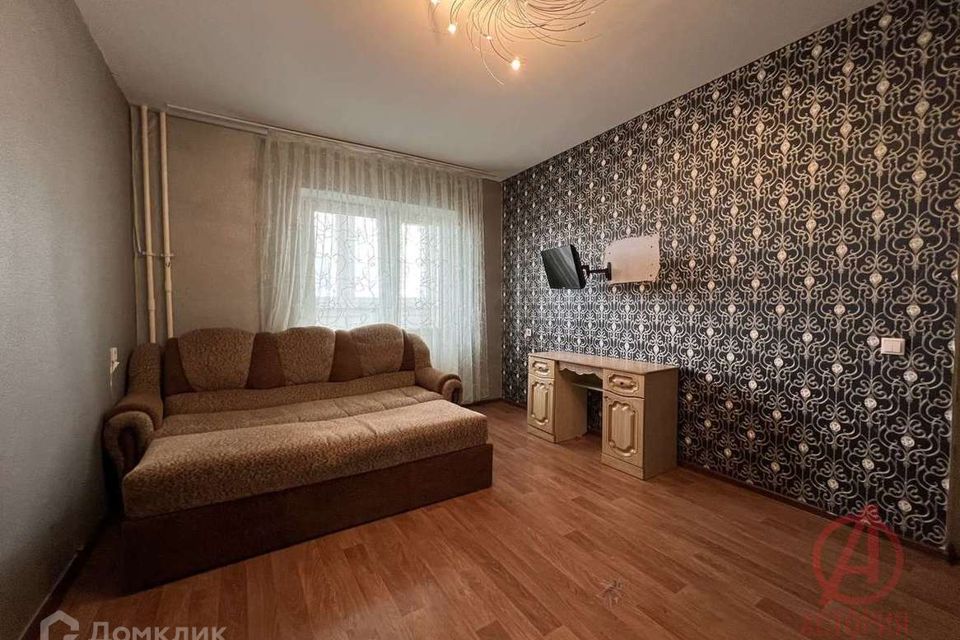 Продаётся 2-комнатная квартира, 65 м²