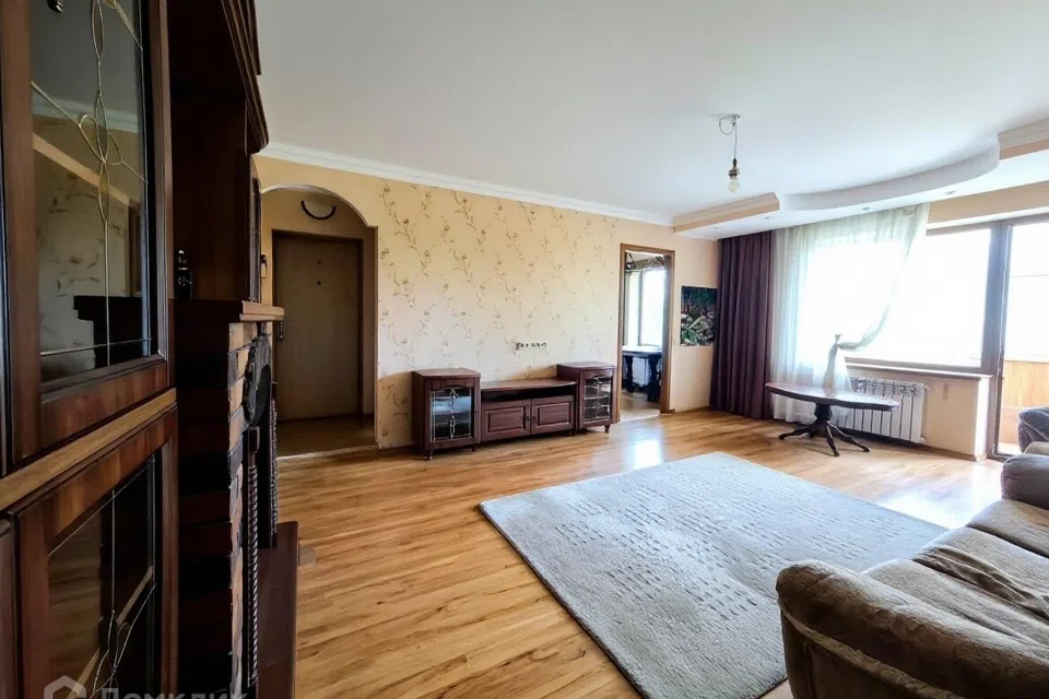 Продаётся 3-комнатная квартира, 64 м²