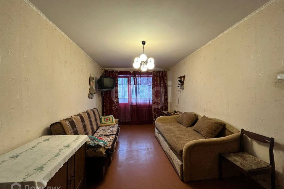 Продаётся 3-комнатная квартира, 60.9 м²