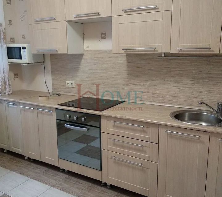 Сдаётся 2-комнатная квартира, 60 м²