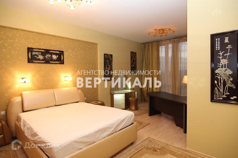 Сдаётся 2-комнатная квартира, 70 м²