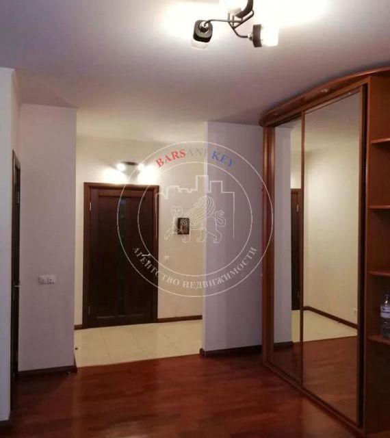 Сдаётся 3-комнатная квартира, 102 м²