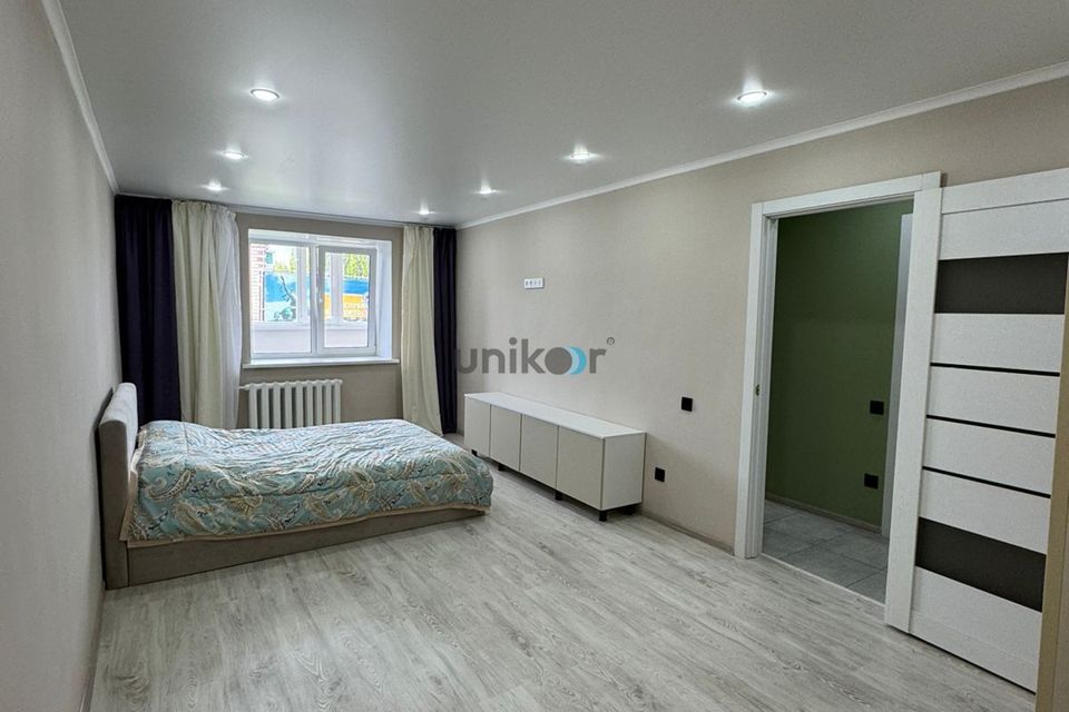 Продаётся 1-комнатная квартира, 43 м²