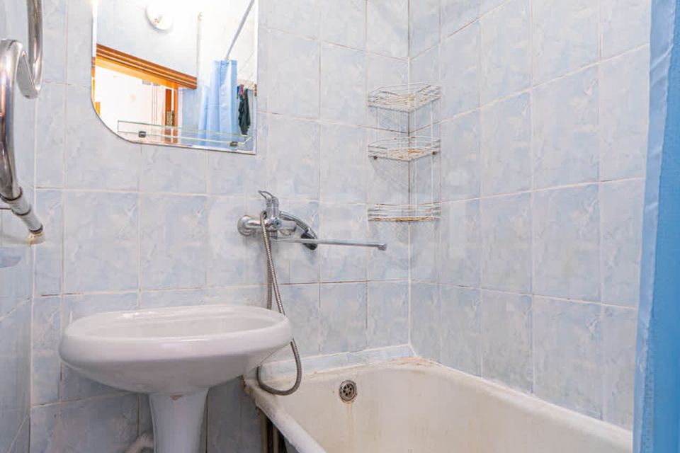 Продаётся 3-комнатная квартира, 56 м²