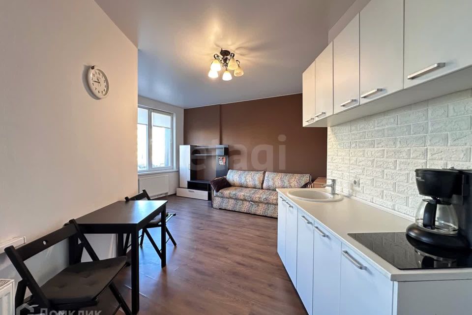 Продаётся 1-комнатная квартира, 49.2 м²