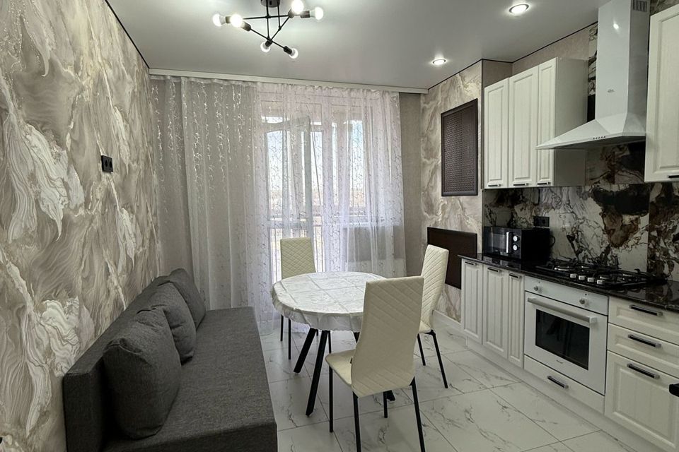 Продаётся 1-комнатная квартира, 35.2 м²