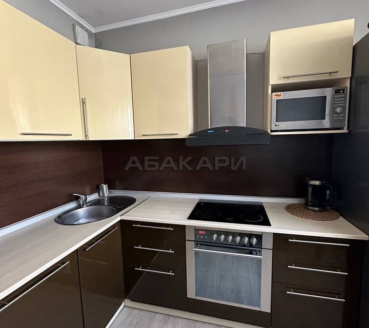 Сдаётся 2-комнатная квартира, 54 м²
