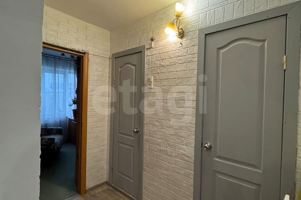 Продаётся 4-комнатная квартира, 81.2 м²
