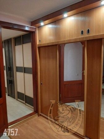 Продаётся 2-комнатная квартира, 74 м²