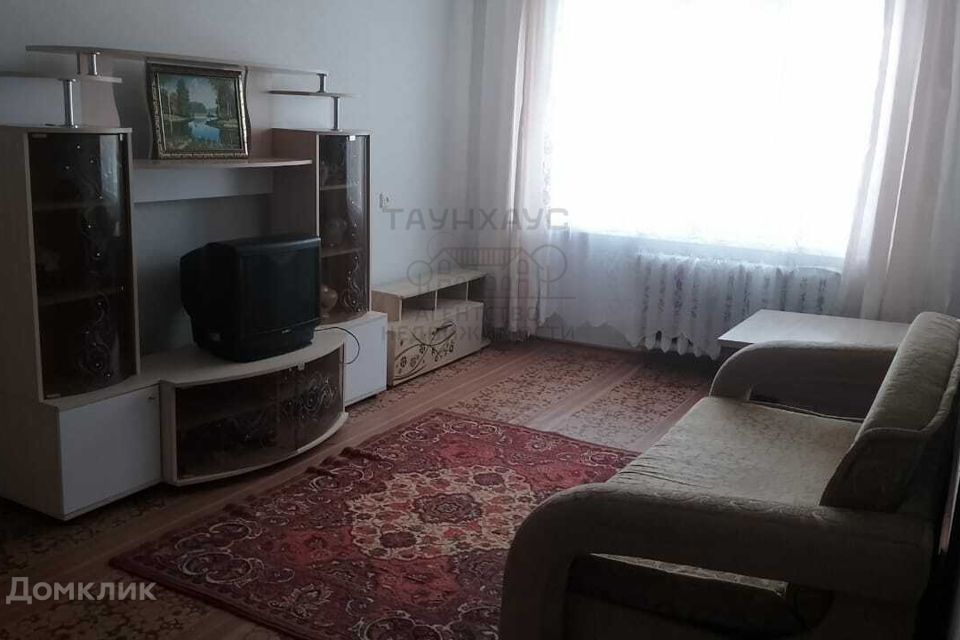 Продаётся 2-комнатная квартира, 55.8 м²