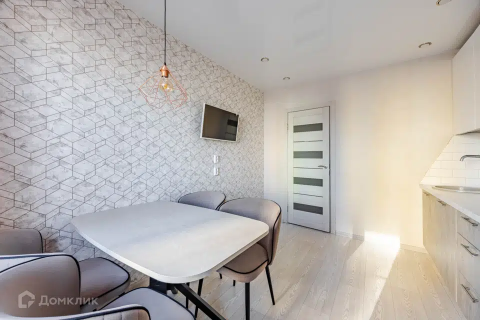 Продаётся 3-комнатная квартира, 80.4 м²
