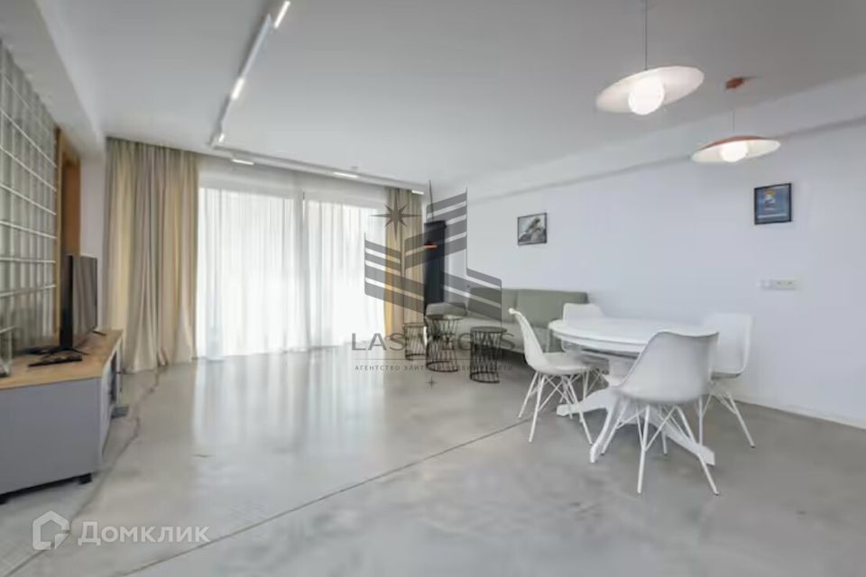 Сдаётся 2-комнатная квартира, 80 м²