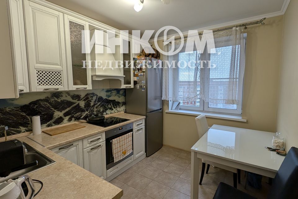 Продаётся 3-комнатная квартира, 69.7 м²