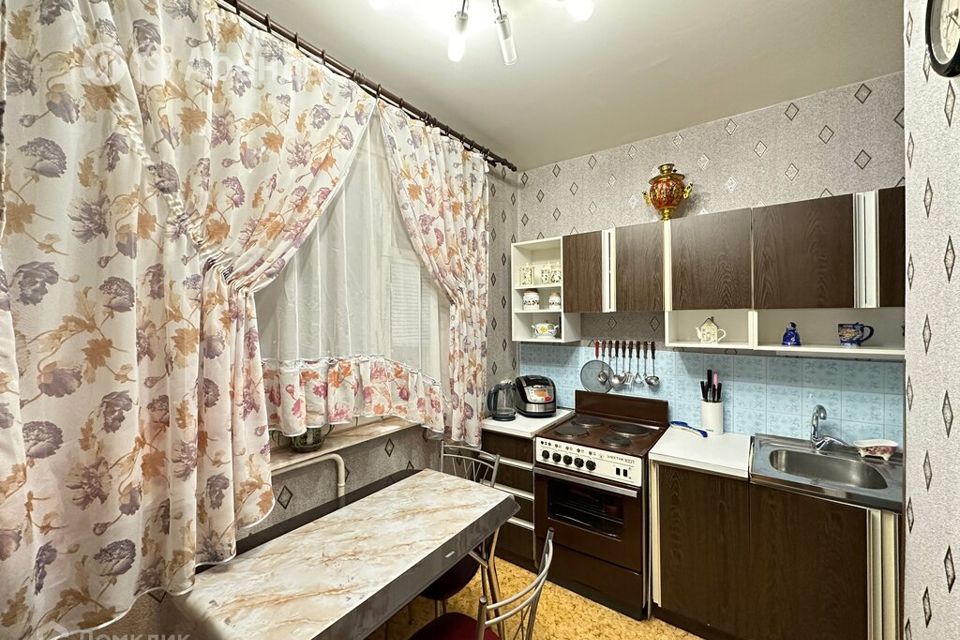 Сдаётся 1-комнатная квартира, 38 м²