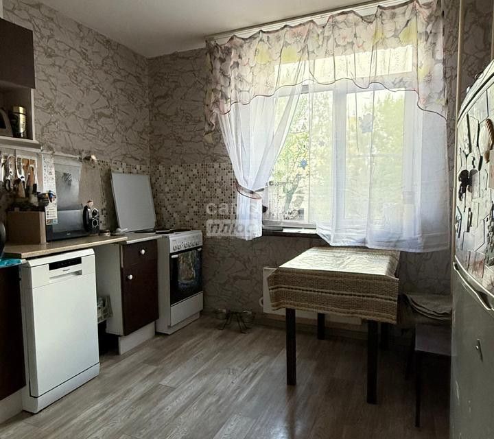 Продаётся 3-комнатная квартира, 81 м²