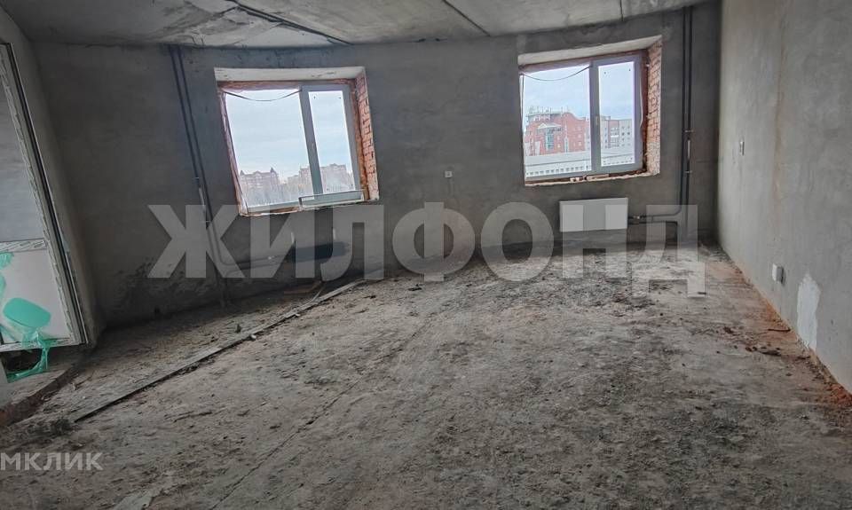 Продаётся 4-комнатная квартира, 167.4 м²