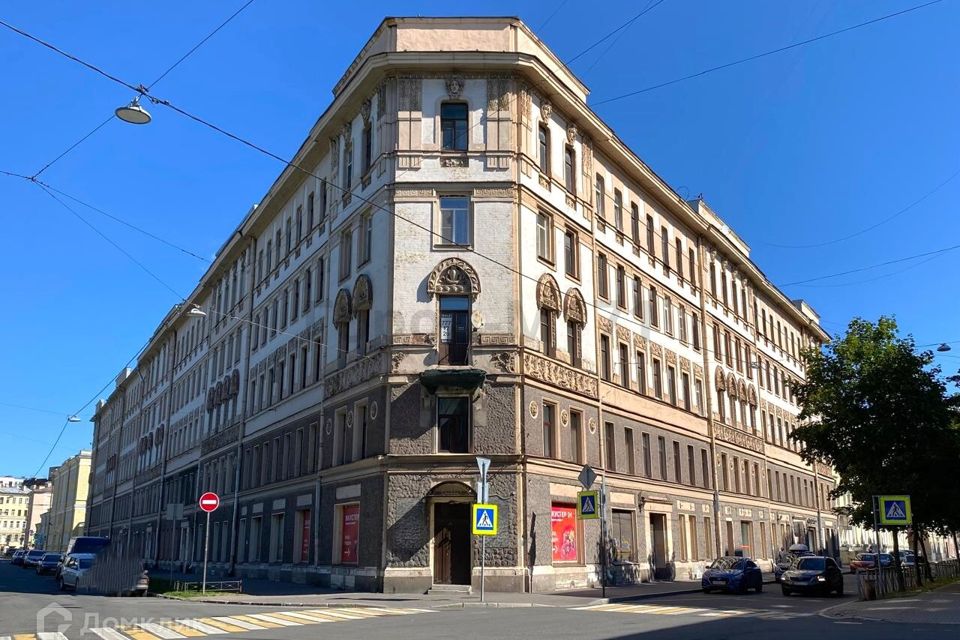 Продаётся комната в 6-комн. квартире, 26.6 м²