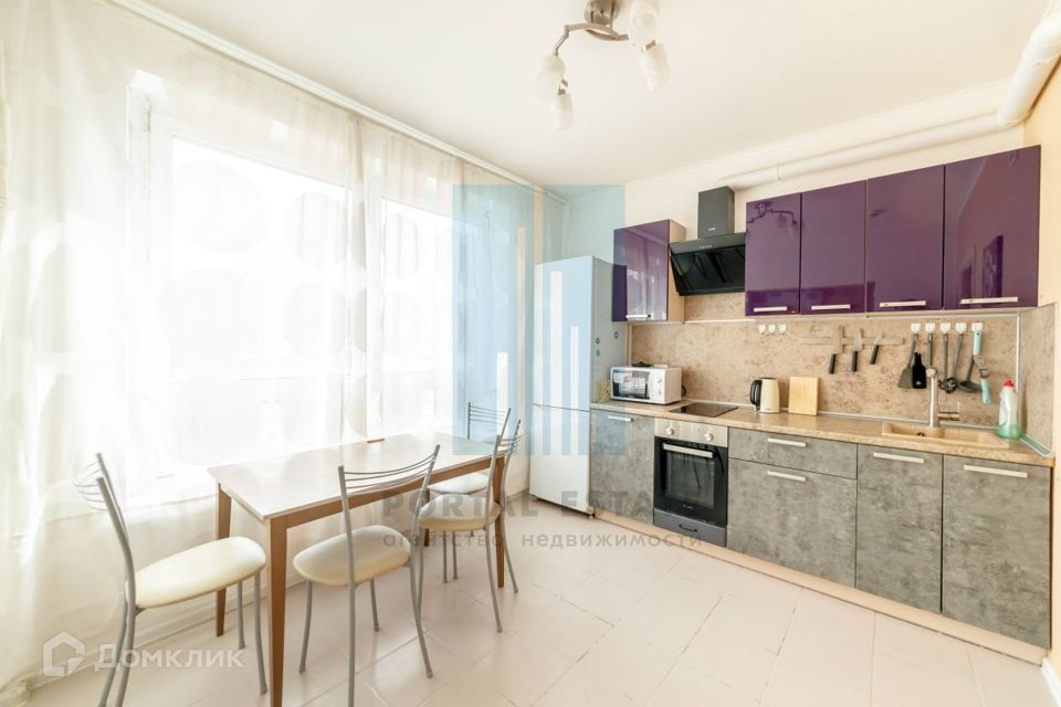 Продаётся 1-комнатная квартира, 46 м²