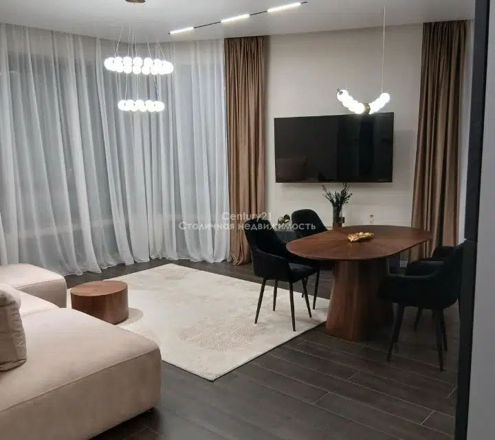 Продаётся 4-комнатная квартира, 109 м²