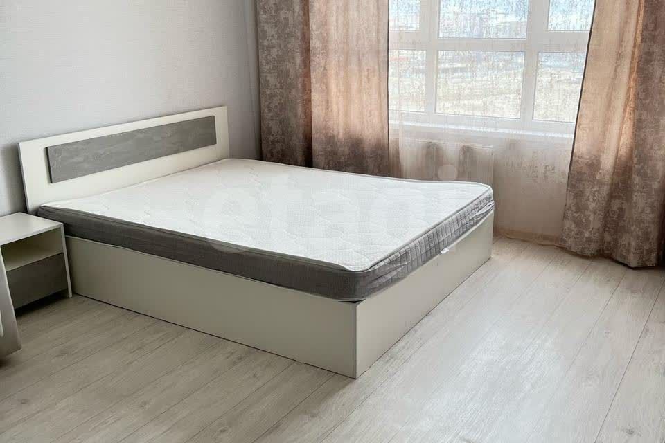 Продаётся 1-комнатная квартира, 37.8 м²