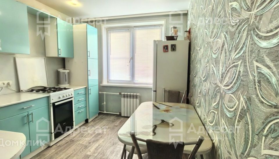 Продаётся 4-комнатная квартира, 69 м²