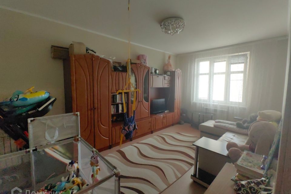 Продаётся 3-комнатная квартира, 76 м²