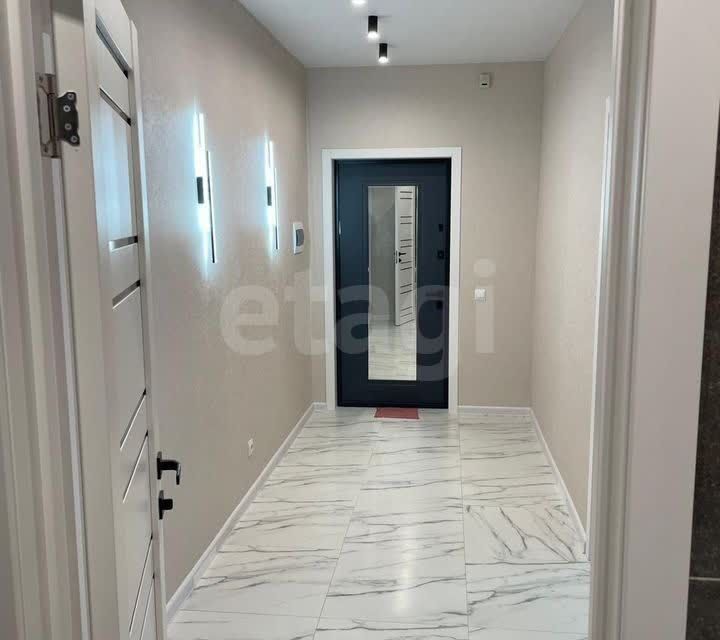 Продаётся 2-комнатная квартира, 60.4 м²