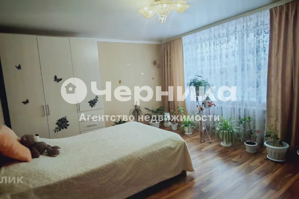 Продаётся 2-этажный дом, 175 м²
