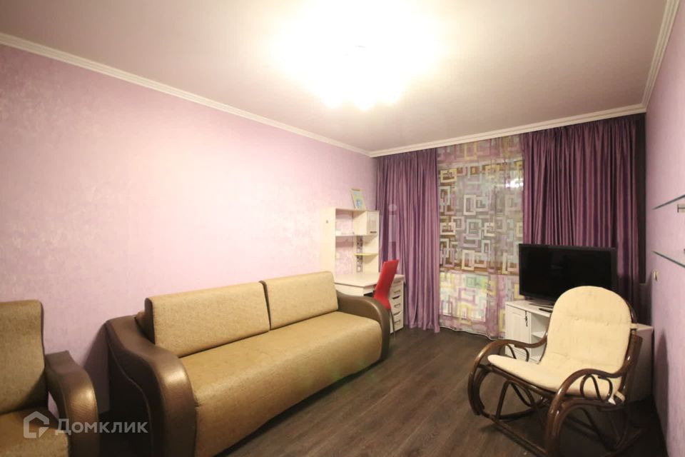 Продаётся 3-комнатная квартира, 65.6 м²