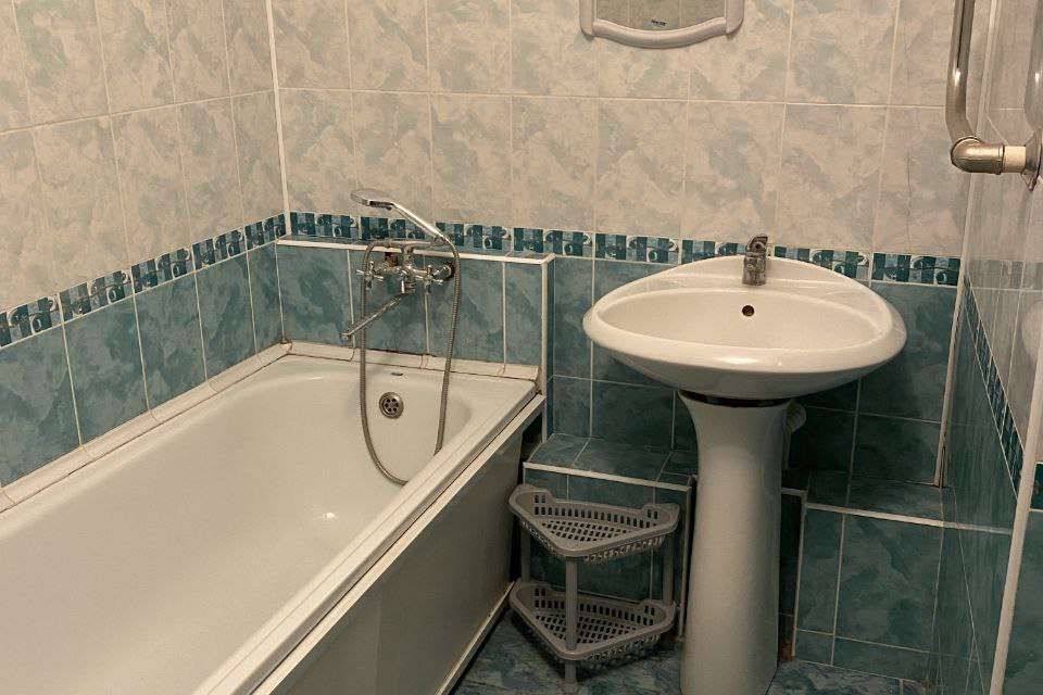 Сдаётся 1-комнатная квартира, 47 м²